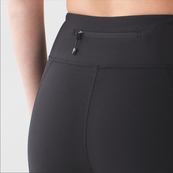 Lululemon size 6 tight stuff tight fitness legging - Picture 3 of 12